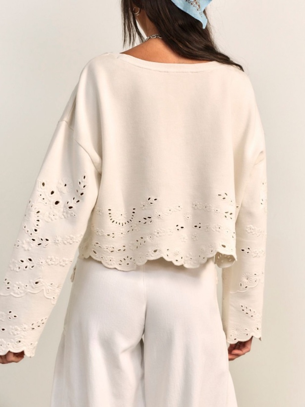 Free People Iris Embroidered Sweatshirt-Sugar Swizzle Ivory- Size XL- NWT - Picture 2 of 10